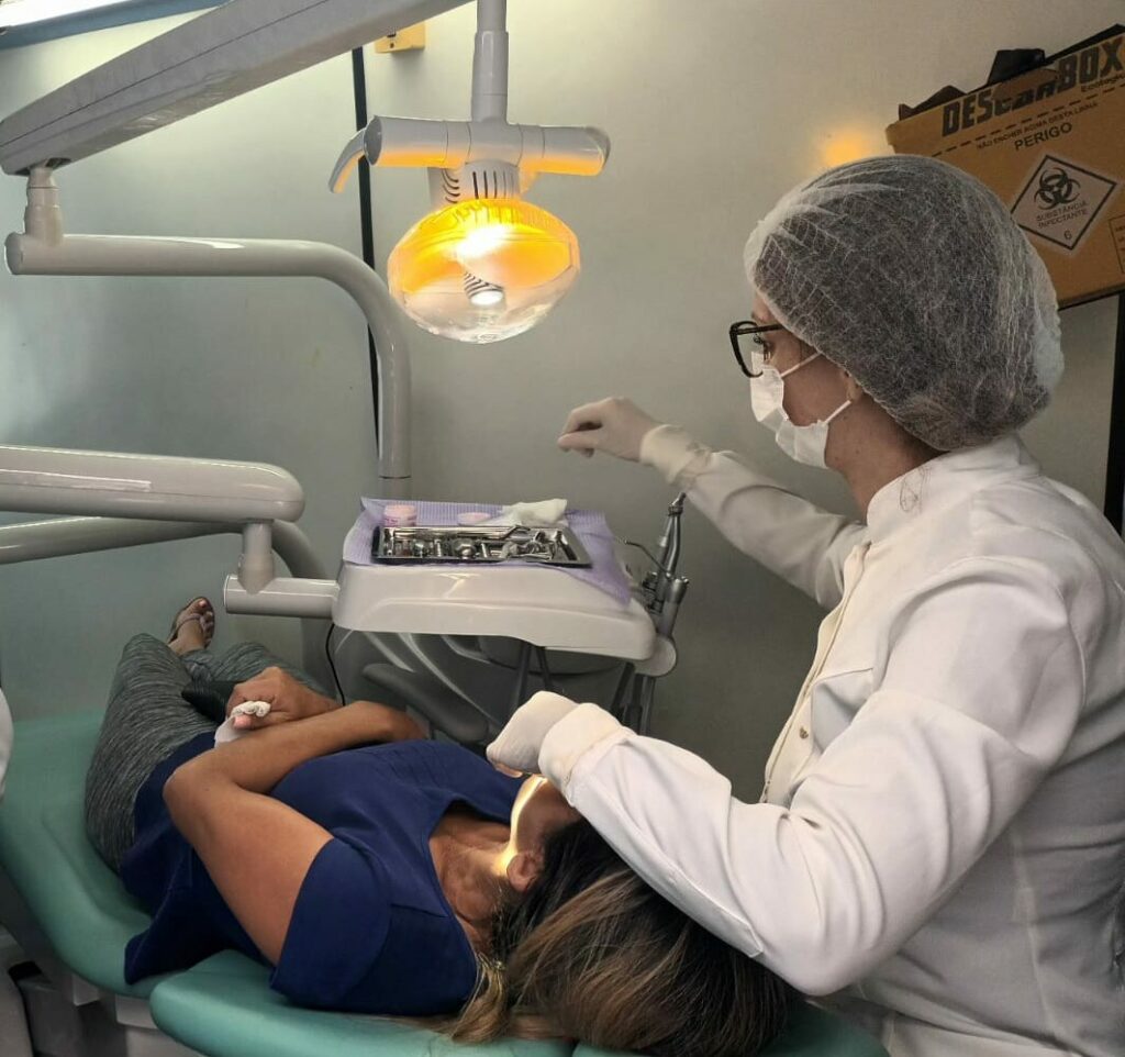 Odontomóvel no Cras | Foto: Alexandra Gomes/PMM