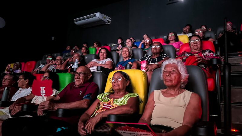 Prefeitura de Macapá promove "Sessão Nostalgia" para idosos do Centro de Convivência do Idoso