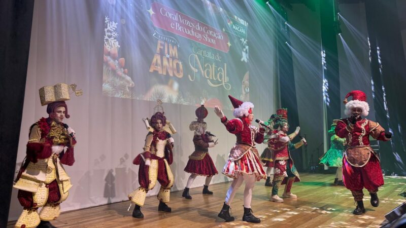 Cantata Natalina emociona público no primeiro dia de apresentações no Teatro Municipal de Macapá