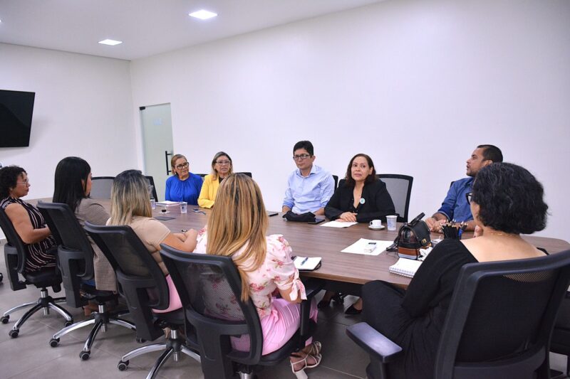Prefeitura de Macapá recebe representantes da Associação de Fibromialgicos do Amapá e define metas em prol de melhorias no atendimento