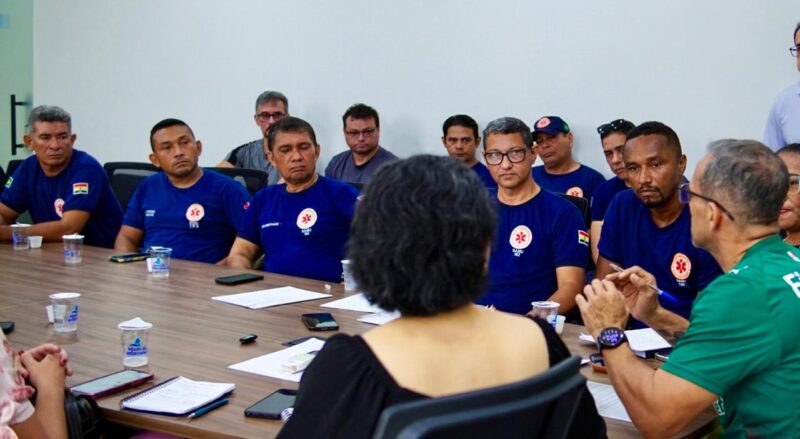 Prefeito Pedro DaLua recebe sindicato dos condutores de ambulância e inicia diálogo sobre valorização da categoria