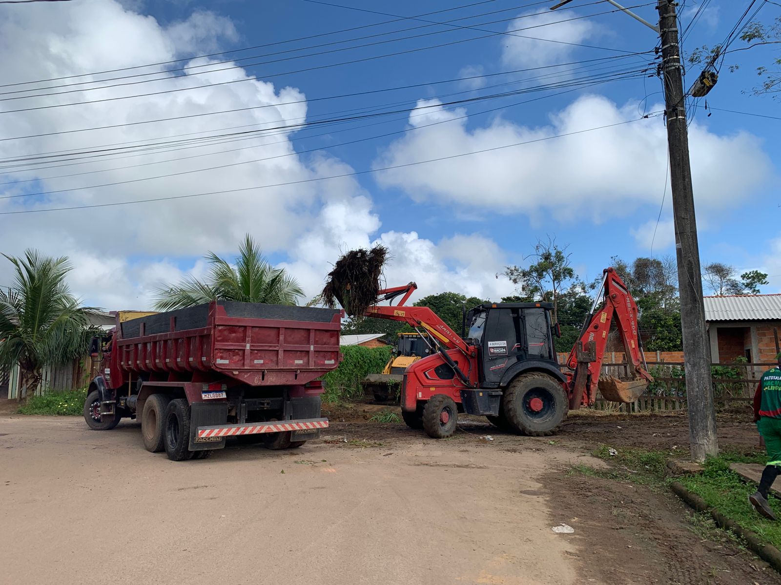 6ª Edição do Mutirão “Prefeitura Presente Cuidando de Todos” Leva Serviços e Dignidade ao Residencial Mestre Oscar