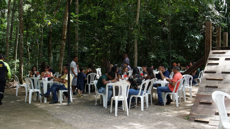 Fundação Bioparque da Amazônia realiza almoço especial em homenagem ao Dia do Trabalhador