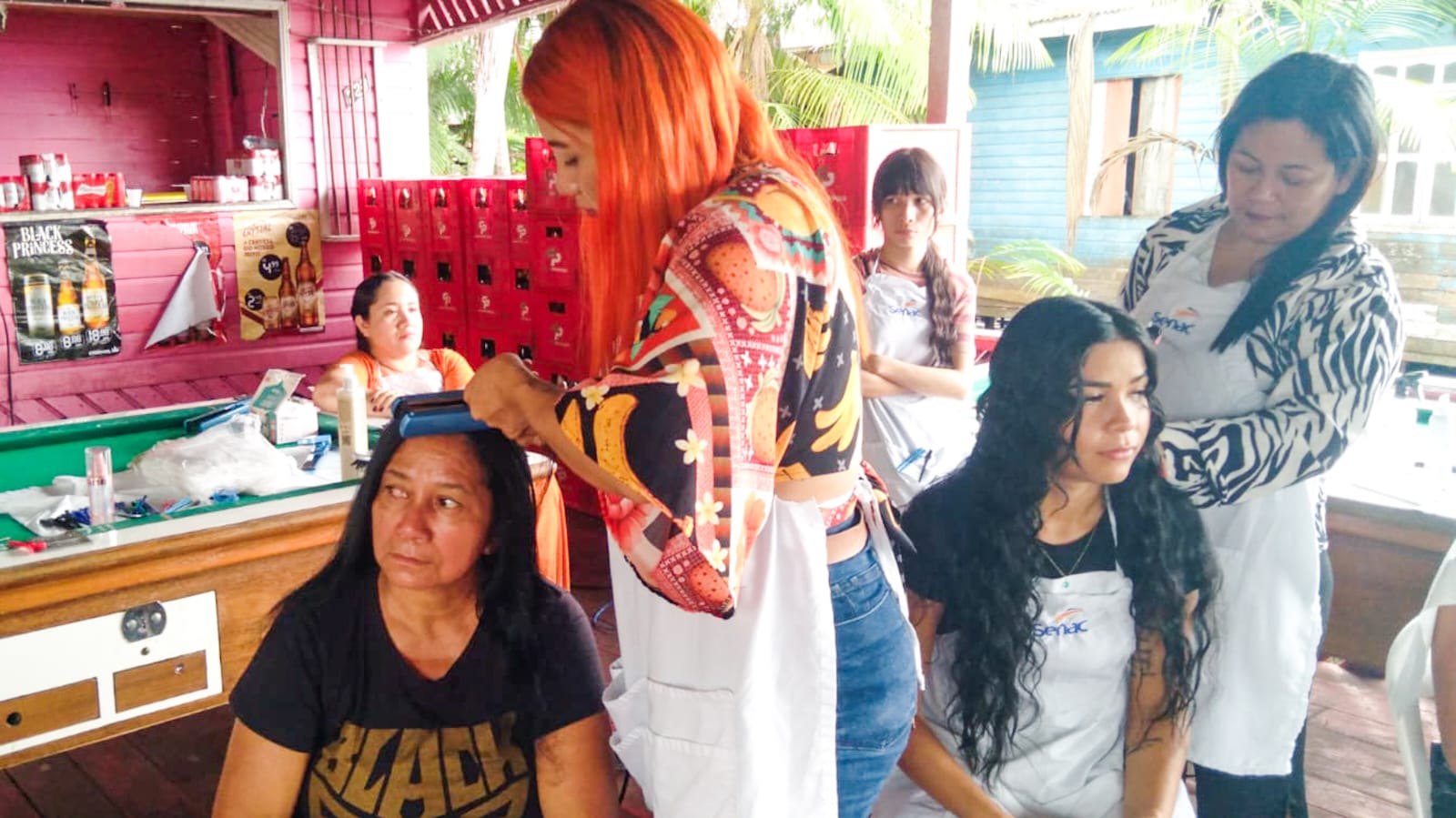 Ação integrada entre Prefeitura de Macapá e Governo do Estado leva cidadania, acolhimento e serviços gratuitos às mães da APA da Fazendinha
