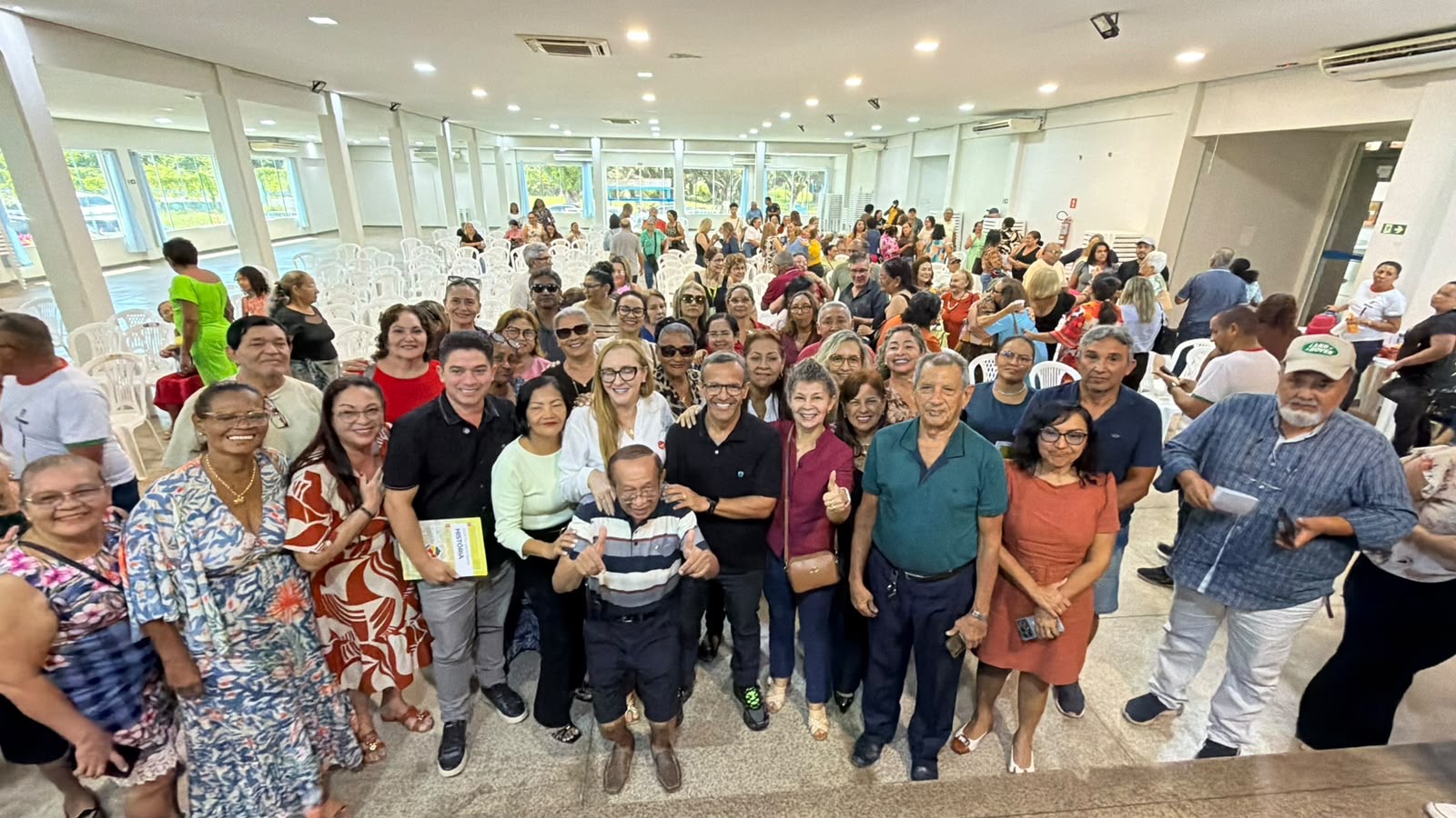 Prefeitura de Macapá garante antecipação do 13º, reajuste da paridade e regularização de pagamentos em reunião com aposentados e pensionistas