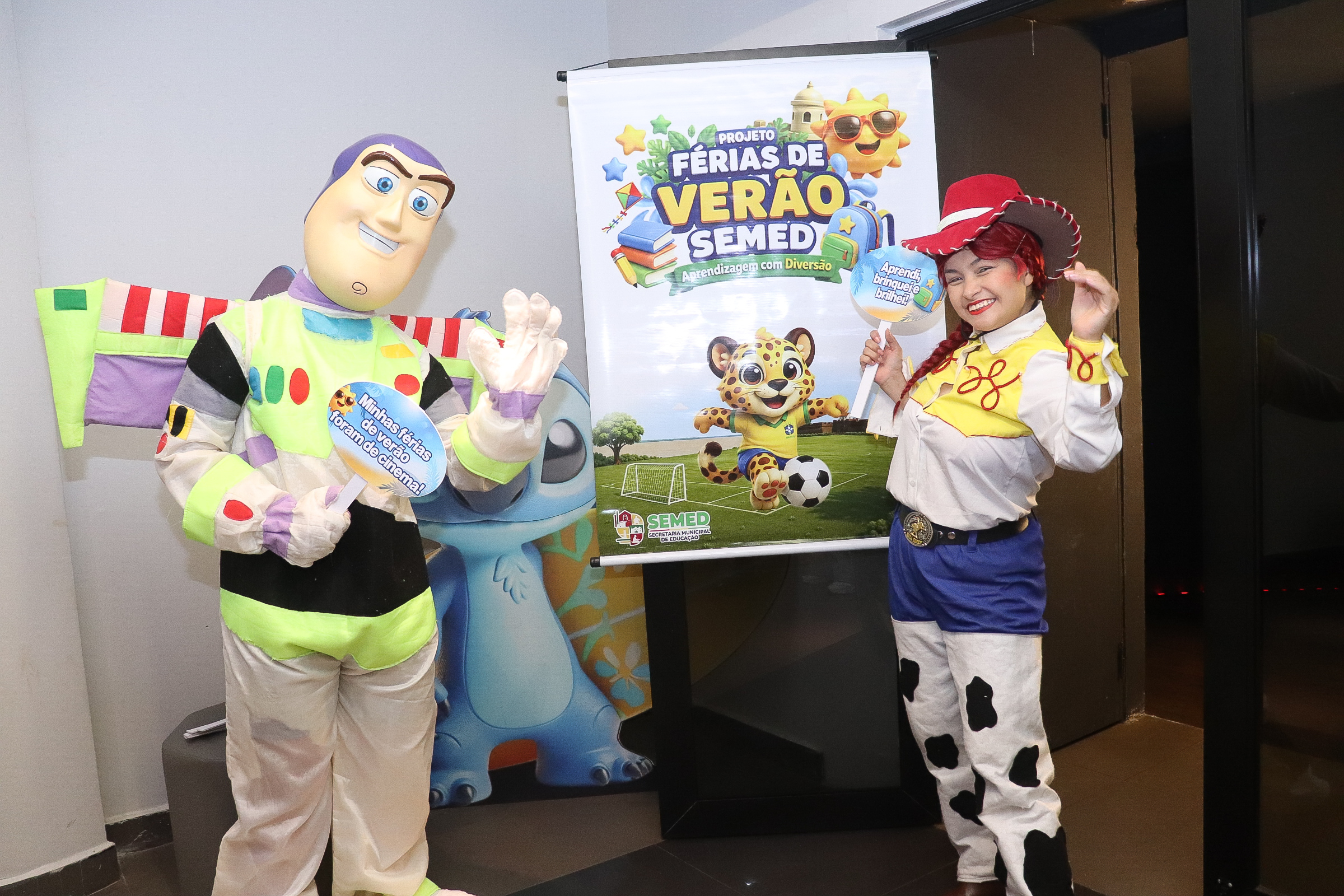 Projeto Férias de Verão encerra edição com cinema e celebra avanços na aprendizagem de 390 alunos da rede municipal